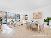 Luxury Waterfront Living in Elegant 3 Bedroom Plus Study...