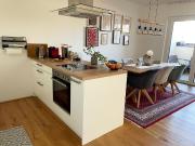 Luxus Apartment mit 137 m2 zu vermieten in Franz Kurz...