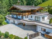 Luxus Haus mit 10 Zimmer zu verkaufen in Aurach, Österreich