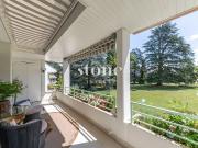 Luxusresidenz 2 Schritte vom See entfernt!