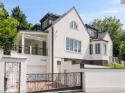 Luxusvilla mit Indoorpool in Döbling