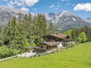 Luxusvilla mit Kaiserblick in sonniger Alleinlage