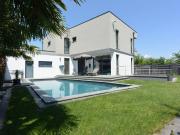 Luxusvilla mit Poolparadies und Business Option –...