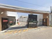 LV25 235 B3 CASA EN VENTA DE RECUPERACION BANCARIA Calz....