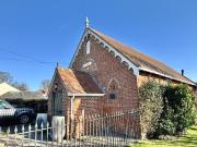 Lymington Road, Lymington, 2 Bedroom Bungalow