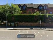 Lynbury Court, Watford WD18, 2 bedroom flat to rent...