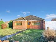 Lynwood Grove, Swindon, 2 Bedroom Bungalow