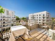 Lyon 8 Déjà livré et meublé! Lumineux T3 en dernier...