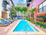 MAA Uptown Village Studio 0x1 570 SF