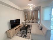 Madison Park West 3 Bedroom Penthouse Unit with Balcony...