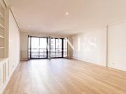 Madrid Almagro Chamberi Piso reformado de 3 dormitorios...