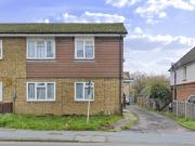 Madrid Road, Guildford GU2, 2 bed flat to rent, £1,525...