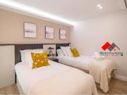 Madrinmuebles Luxury Select PONE A SU DISPOSICION...