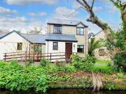 Maen Valley, Goldenbank, 2 Bedroom Semi detached