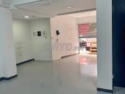 Magasin bien aménagé de 350 m² à Beauséjour