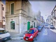 Magazzino in affitto a Trani