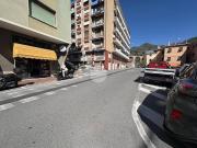 Magazzino in vendita a Genova