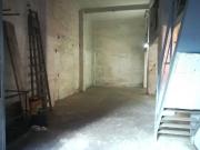 Magazzino in vendita a Genova