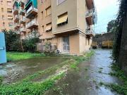 Magazzino in vendita a Genova