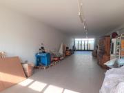 Magazzino in vendita a Pontedera