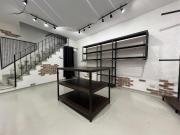 Magazzino in vendita a Pozzuoli Magazzino in vendita a Pozzuoli