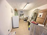 Magazzino in vendita a Signa