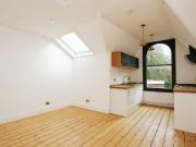 Magdala Road, Nottingham NG3, 1 bed flat to rent, £850...