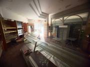 MAGLIANA LOCALE COMMERCIALE CON CANNA FUMARIA