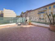 MAGNAN DUPLEX AVEC TERRASSE ET MANSARDE