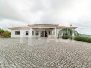 Magnfica Moradia V3+1 com Piscina Porto de Ms