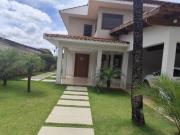 Magnífica casa 4 suítes com closet, escritório, 5 vagas...