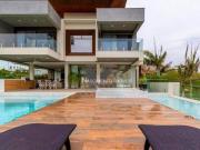 Casa de altíssimo padrão com 6 suítes à venda, 873 m²...