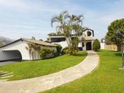 Magnífica casa de 1,250 m2 de terreno en La Planicie con...