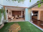 Magnifica Casa detras Ovalo Gutierrez