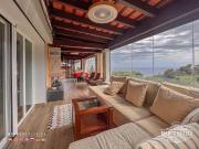 Magnífica casa en la Cala Llevadó con piscina y vistas...