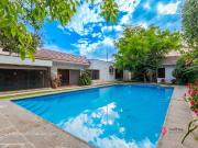 Magnifica casa en venta a Remodelar en Colonia las Fuentes