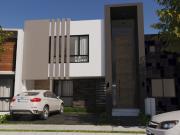 MAGNIFICA CASA EN VENTA EN ARBOLADA BOSQUES DE SANTA ANITA