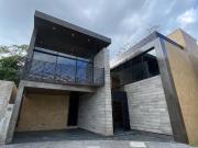 MAGNIFICA CASA EN VENTA EN ZONA RESIDENCIAL PRIVADO,...