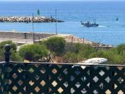 Exclusiva casa semi adosada de 4 plantas en primera...