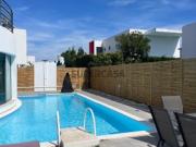 Magnífica Moradia de 4 Suítes com Piscina e Jardim no...