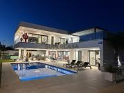 Magnifica Moradia T3 com piscina acabamentos de luxo