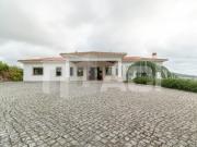 Magnífica Moradia V3+1 com Piscina Porto de Mós