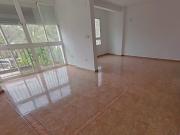 MAGNIFICA OPORTUNIDAD! AMPLIO PISO OCUPADO AYORA