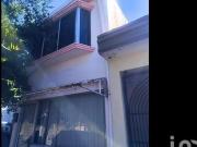 Casa en venta en Col. El Roble en Sán Nicolás atrás de...