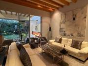 Magnífica residencia en Hacienda Santa Fe. Precio es mejor