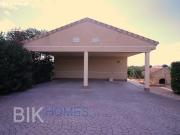 magnífica villa con piscina y gran terreno