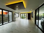 Magnificent 5 Bedroom 2 Storey House and Lot for Sale in...