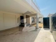Magnificent Brand New 500 Sq Yards House For Rent In...
