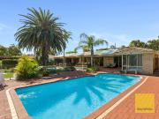 Magnificent Family Estate With Pool, Tennis Court & Dual...