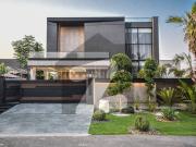 Magnificent Kanal Ultra Modern Full Furnished Brand New...